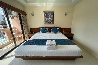 One World One Home Patong 1 fotoÄŸrafÄ±