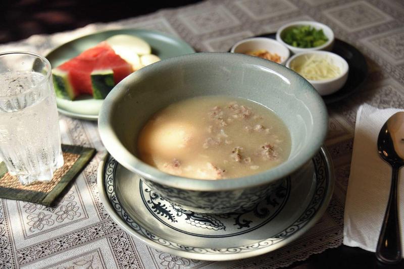 Bhirom At Baan Thongjaya - Restoran