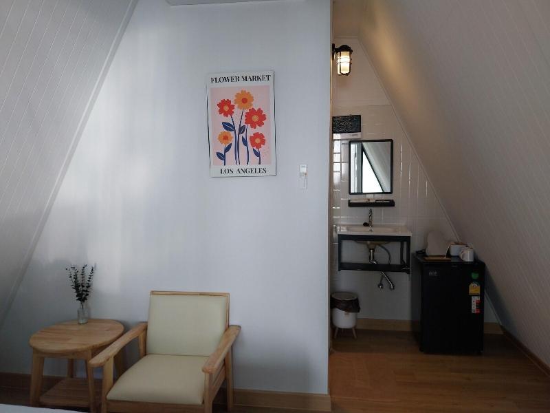 It My Life Cafe X Camp - Oda