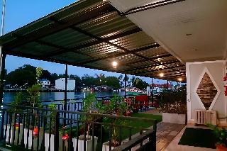Chaiyai River Front Hotel By Zuzu fotoÄŸrafÄ±