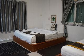 Chaiyai River Front Hotel By Zuzu fotoÄŸrafÄ±