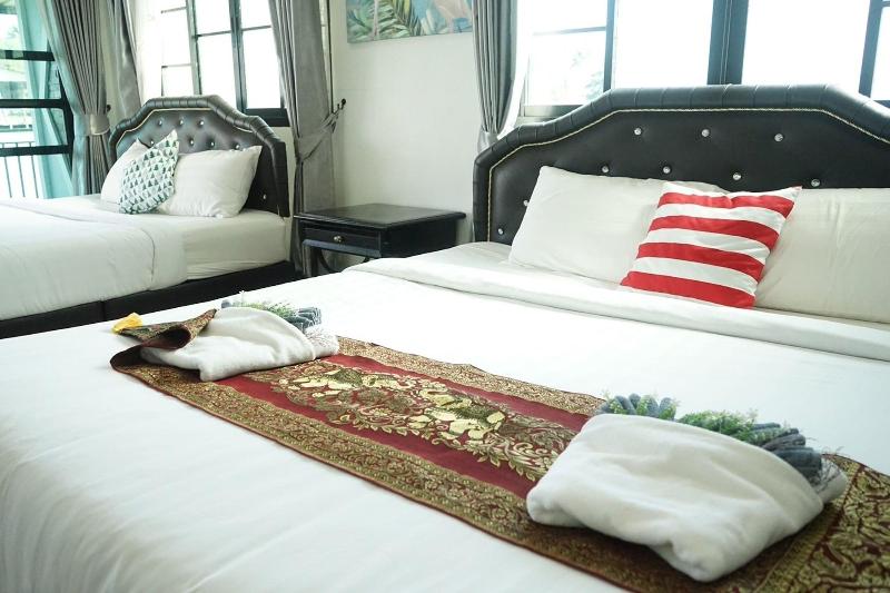 Chaiyai River Front Hotel By Zuzu - Oda