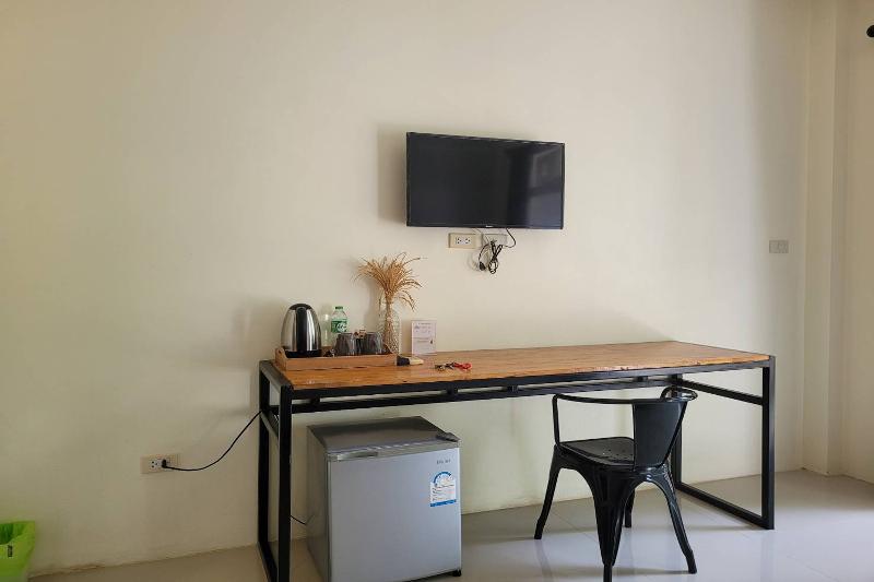 Snooze Inn Phuket By Zuzu - Oda