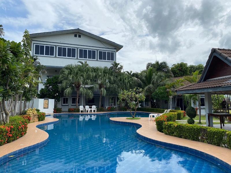 Baan Sanuan Resort By Zuzu - Genel