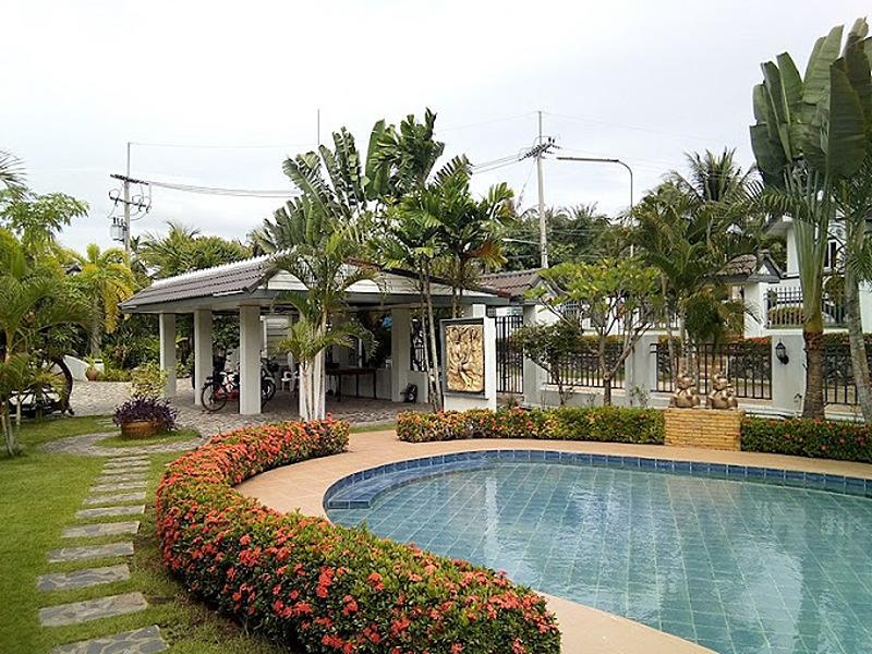 Baan Sanuan Resort By Zuzu - Genel
