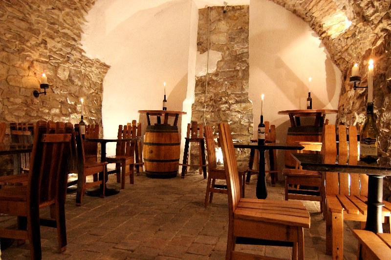The Dominican - Bar