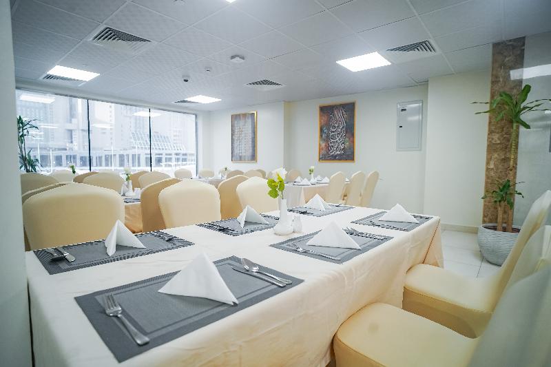Emaar Worth Elite - Restoran