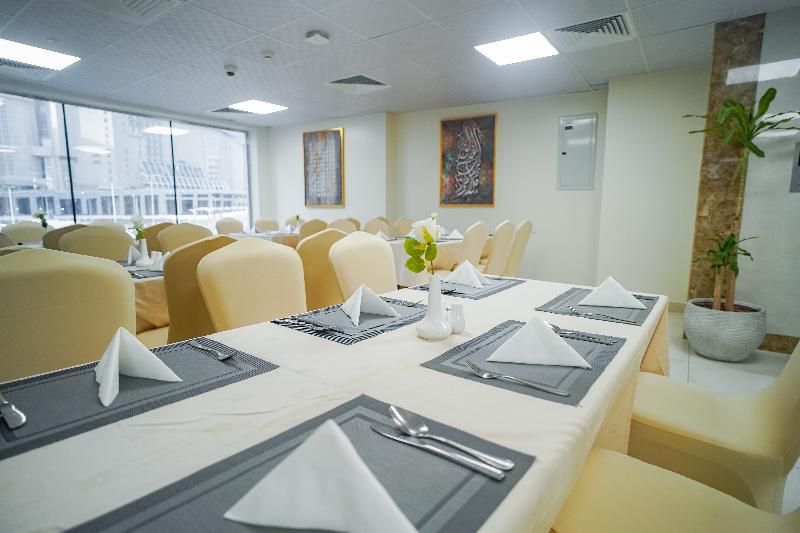 Emaar Worth Elite - Restoran