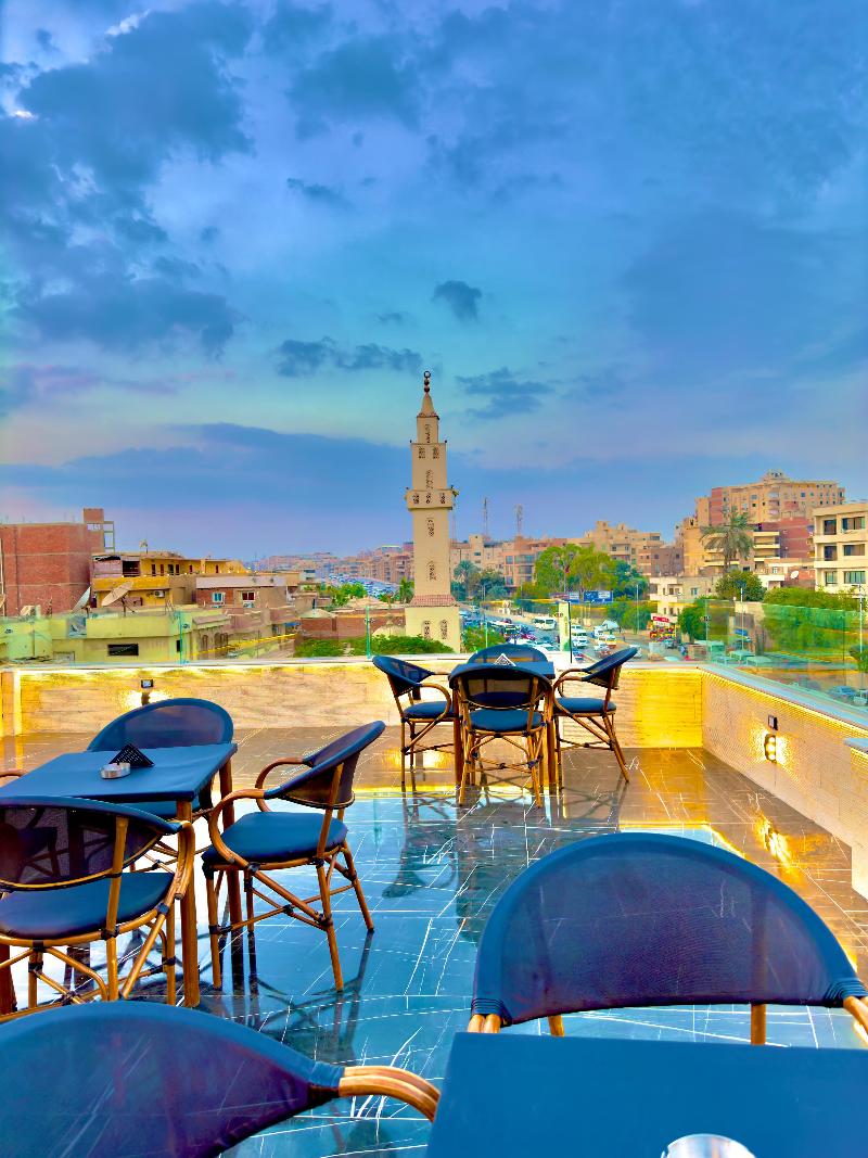 Pyramids Enigma Grand Lodge - Genel