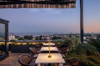 Lunet Old City Hotel