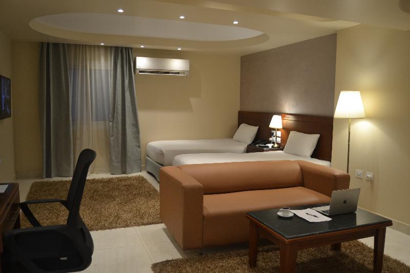 Omar El Khayam Al Minya Hotel Luxury Accommodation - Oda