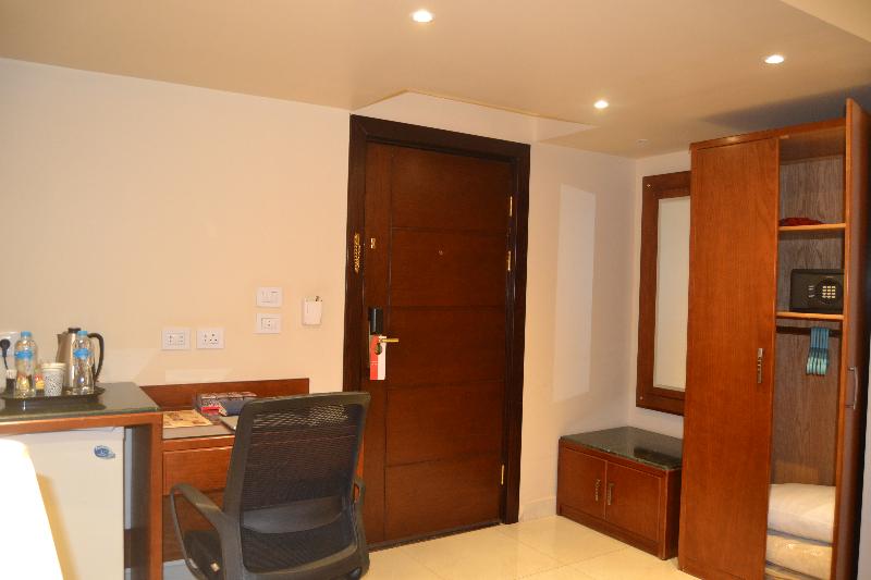 Omar El Khayam Al Minya Hotel Luxury Accommodation - Oda