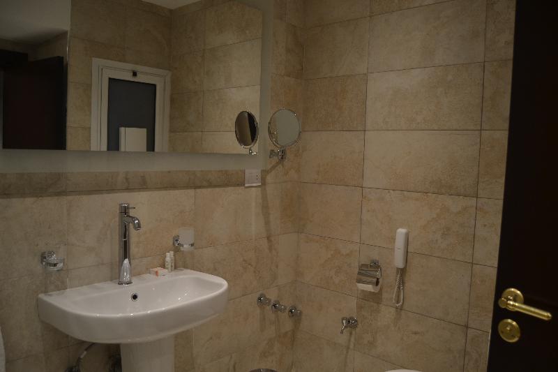 Omar El Khayam Al Minya Hotel Luxury Accommodation - Oda