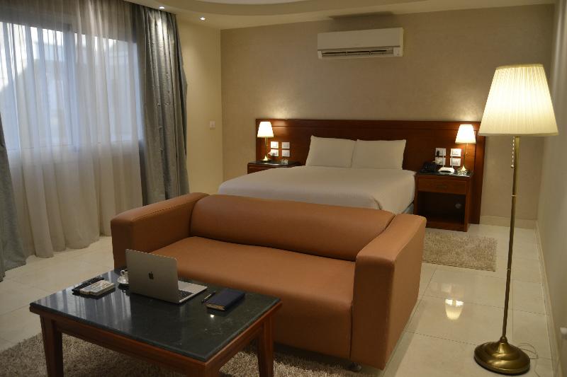 Omar El Khayam Al Minya Hotel Luxury Accommodation - Oda