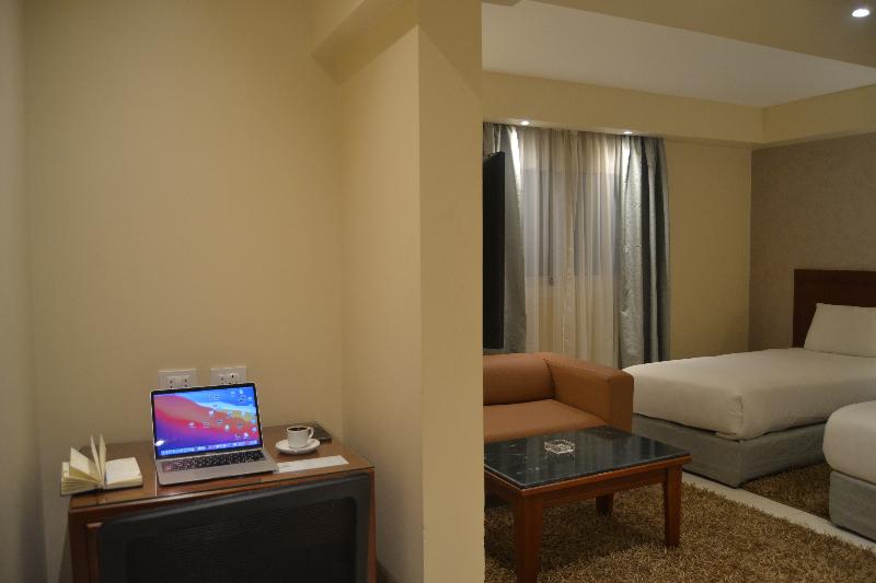 Omar El Khayam Al Minya Hotel Luxury Accommodation - Oda