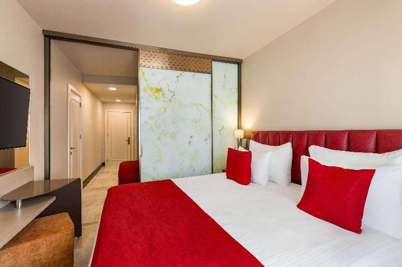 Ramada By Wyndham Istanbul Pera - Oda