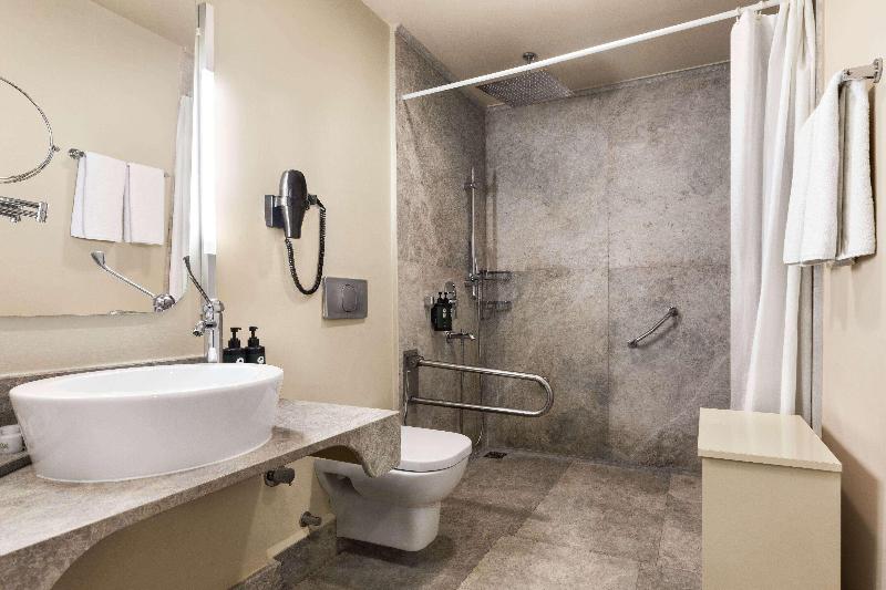 Ramada By Wyndham Istanbul Pera - Oda