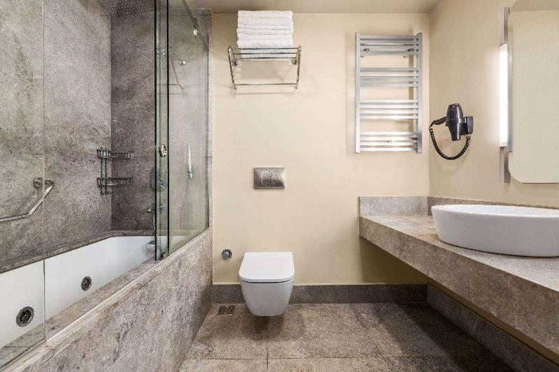 Ramada By Wyndham Istanbul Pera - Oda