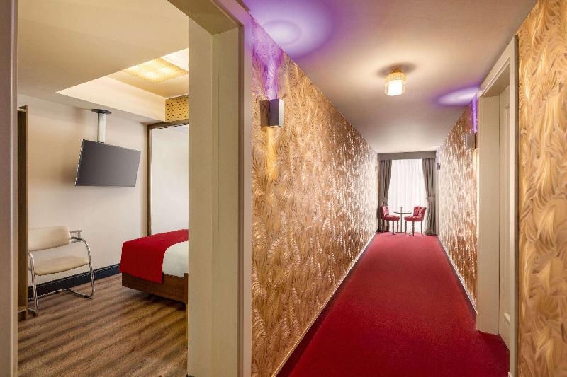 Ramada By Wyndham Istanbul Pera - Oda
