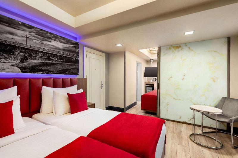 Ramada By Wyndham Istanbul Pera - Oda