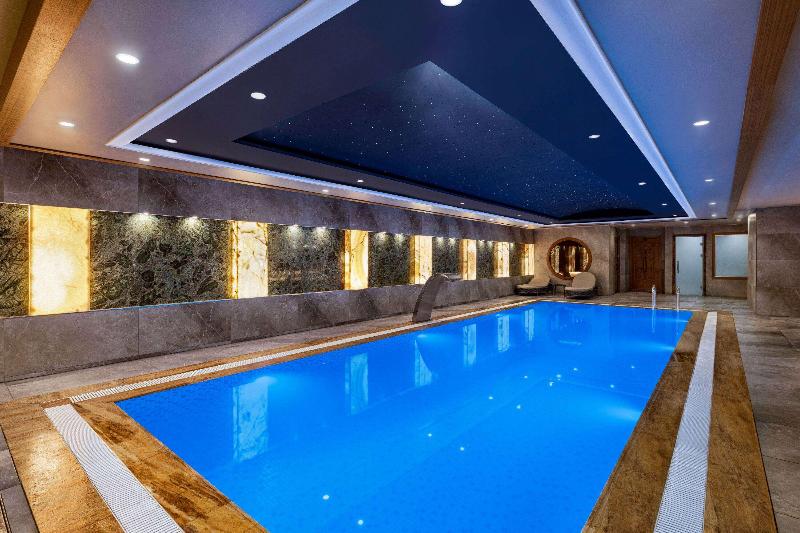 Ramada By Wyndham Istanbul Pera - Havuz