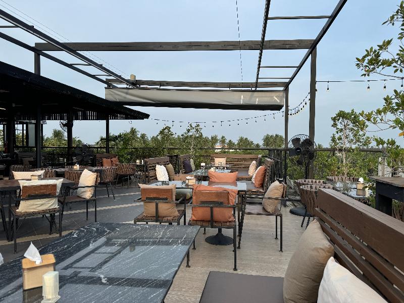 Amphawa Nanon Hotel & Spa - Restoran