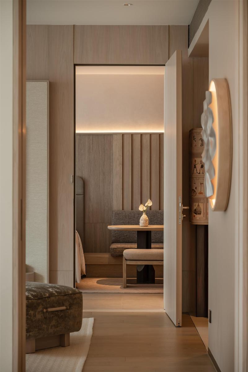 KROMO Bangkok, Curio Collection by Hilton - Oda