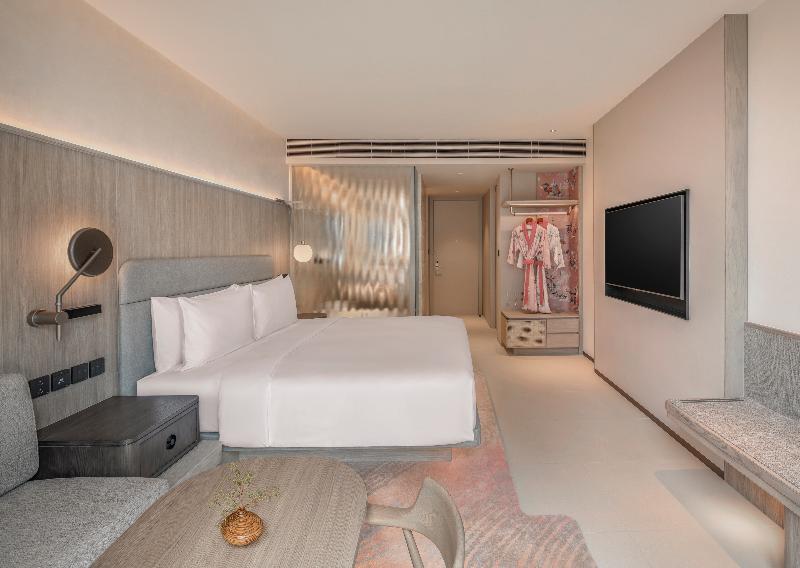 KROMO Bangkok, Curio Collection by Hilton - Oda