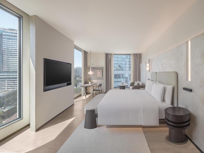 KROMO Bangkok, Curio Collection by Hilton - Oda