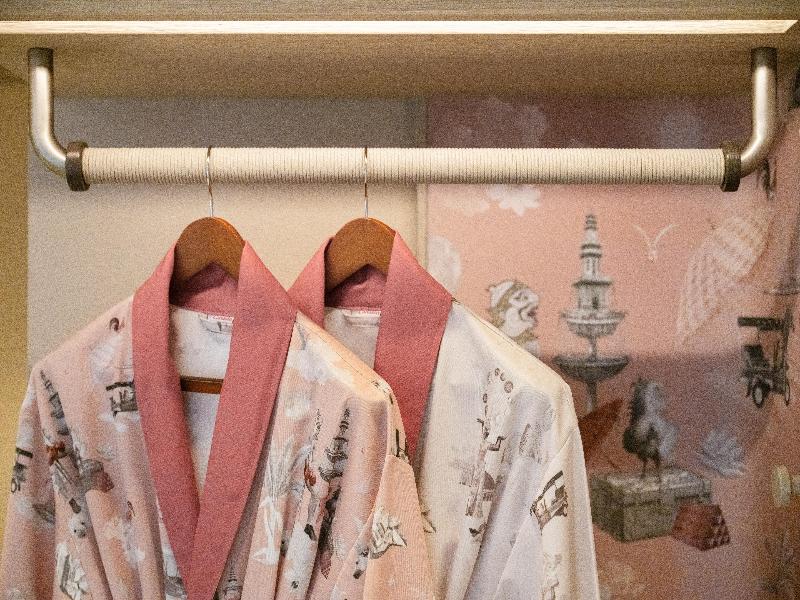 KROMO Bangkok, Curio Collection by Hilton - Oda