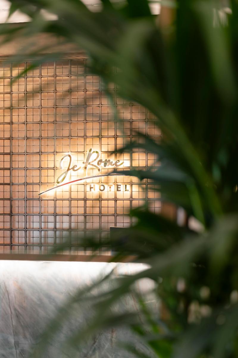 Jerome Hotel - Lobi