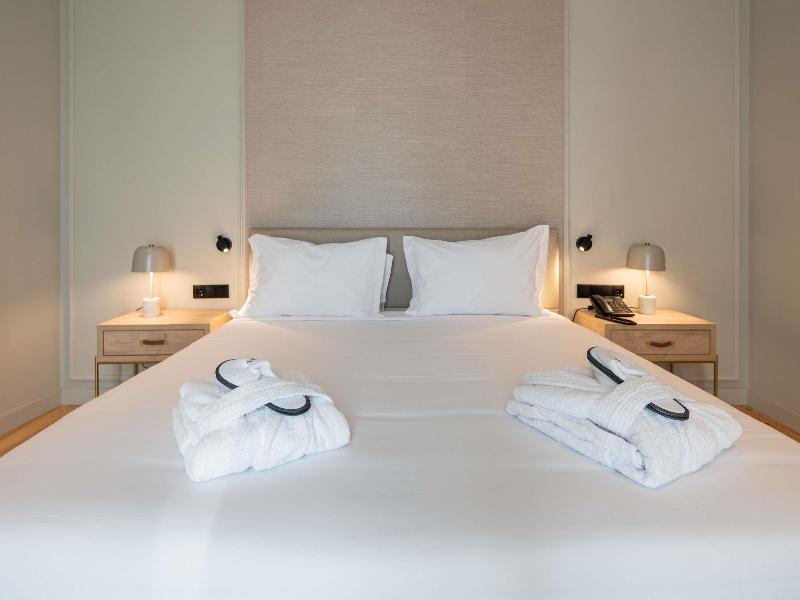 Mercure Ponta Delgada Azores (Abertura No Início D - Oda