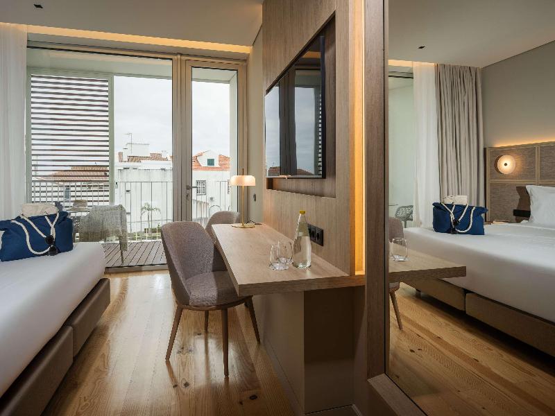 Mercure Ponta Delgada Azores (Abertura No Início D - Oda