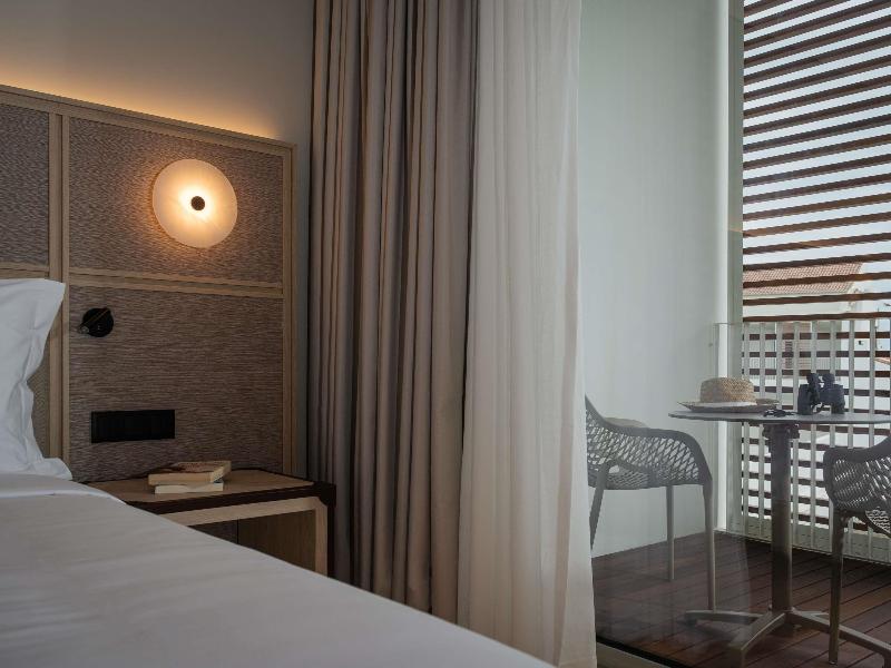 Mercure Ponta Delgada Azores (Abertura No Início D - Oda