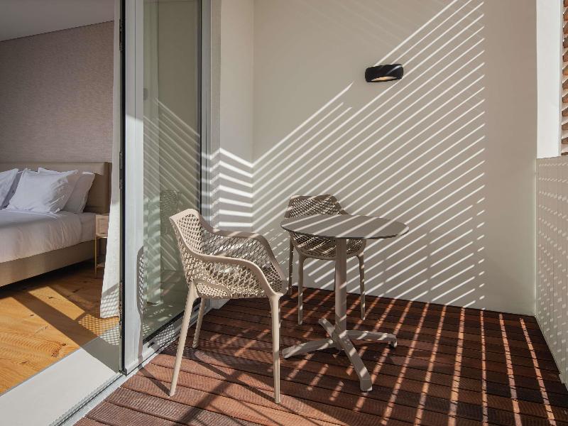 Mercure Ponta Delgada Azores (Abertura No Início D - Oda