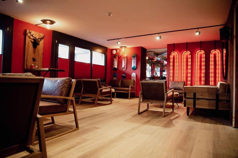 Alaia Lodge - Bar