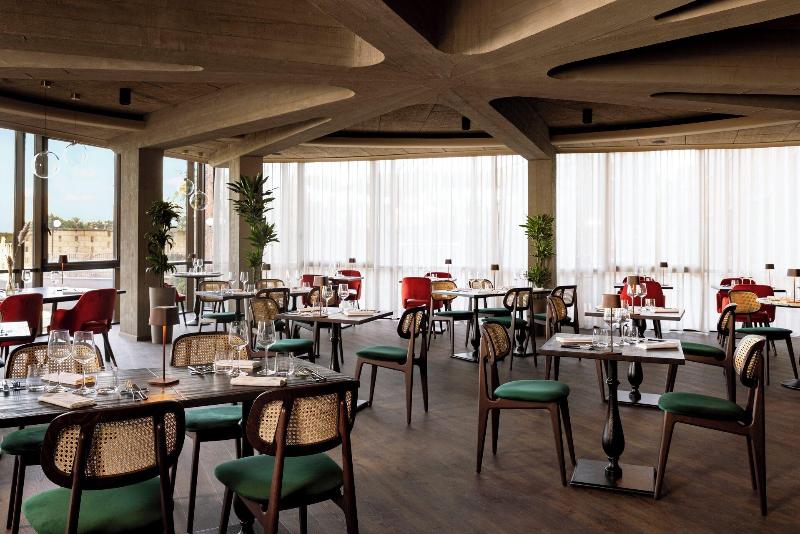 Adoro Hotel - Restoran