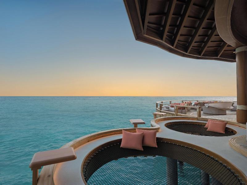 Centara Grand Lagoon Maldives - Bar