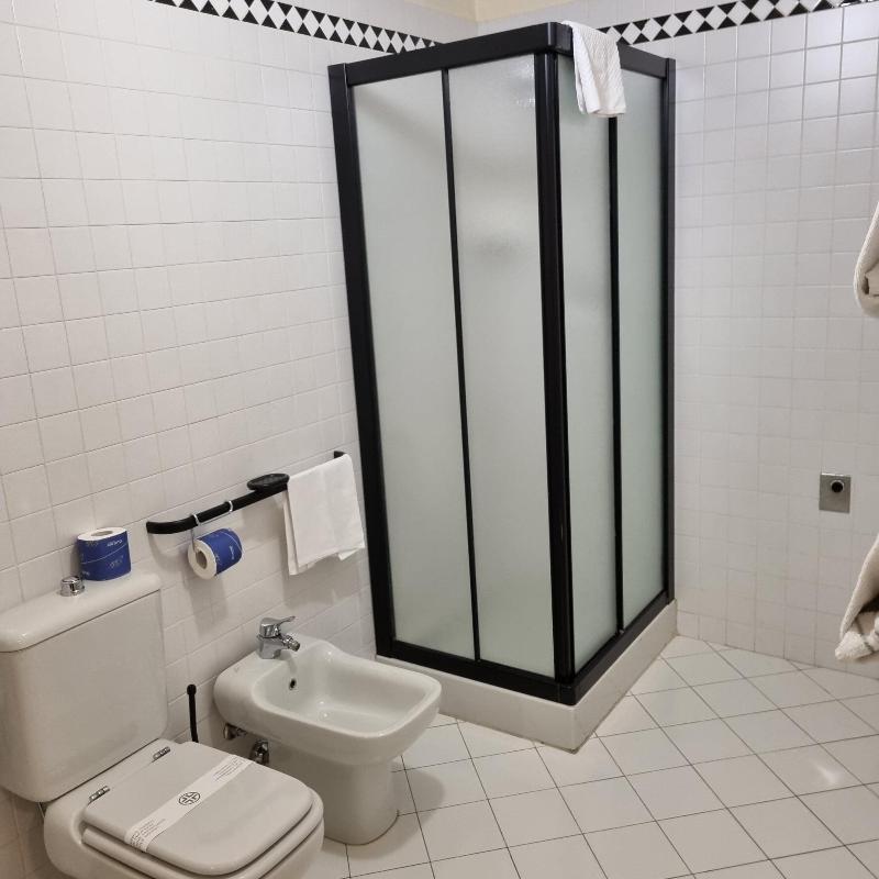 Phi Hotel Bologna Apartments - Oda