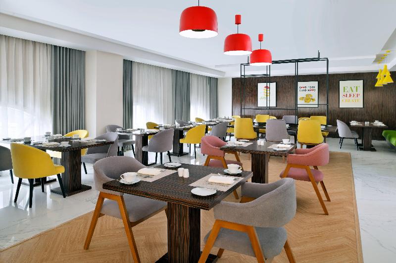 Holiday Inn Riyadh Ai Malaz - Restoran