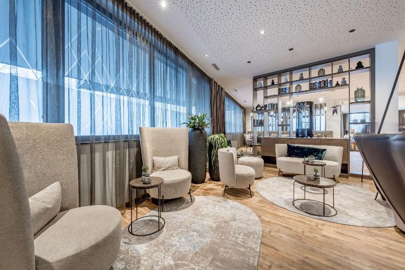 Summit Seefeld - Lobi