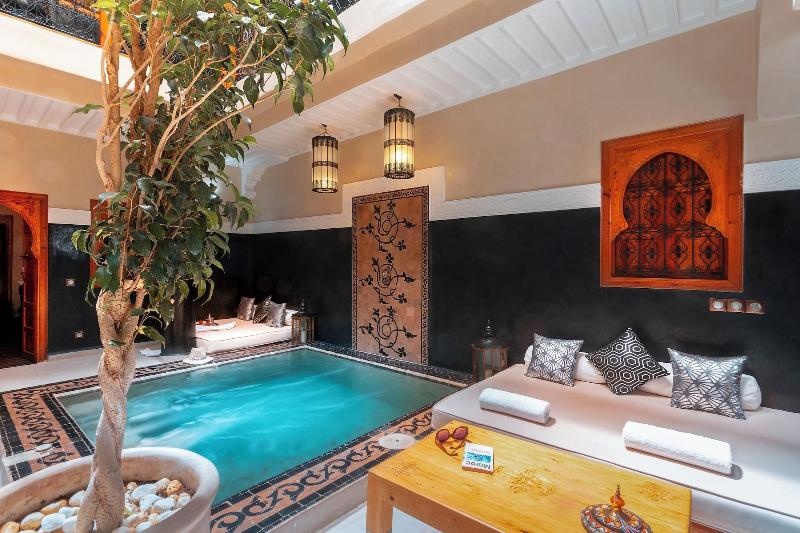 Riad Rodaina - Aktivite