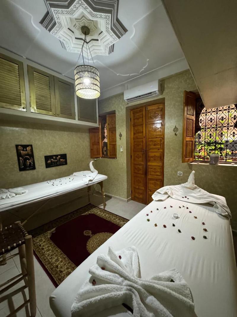 Riad Rodaina - Aktivite