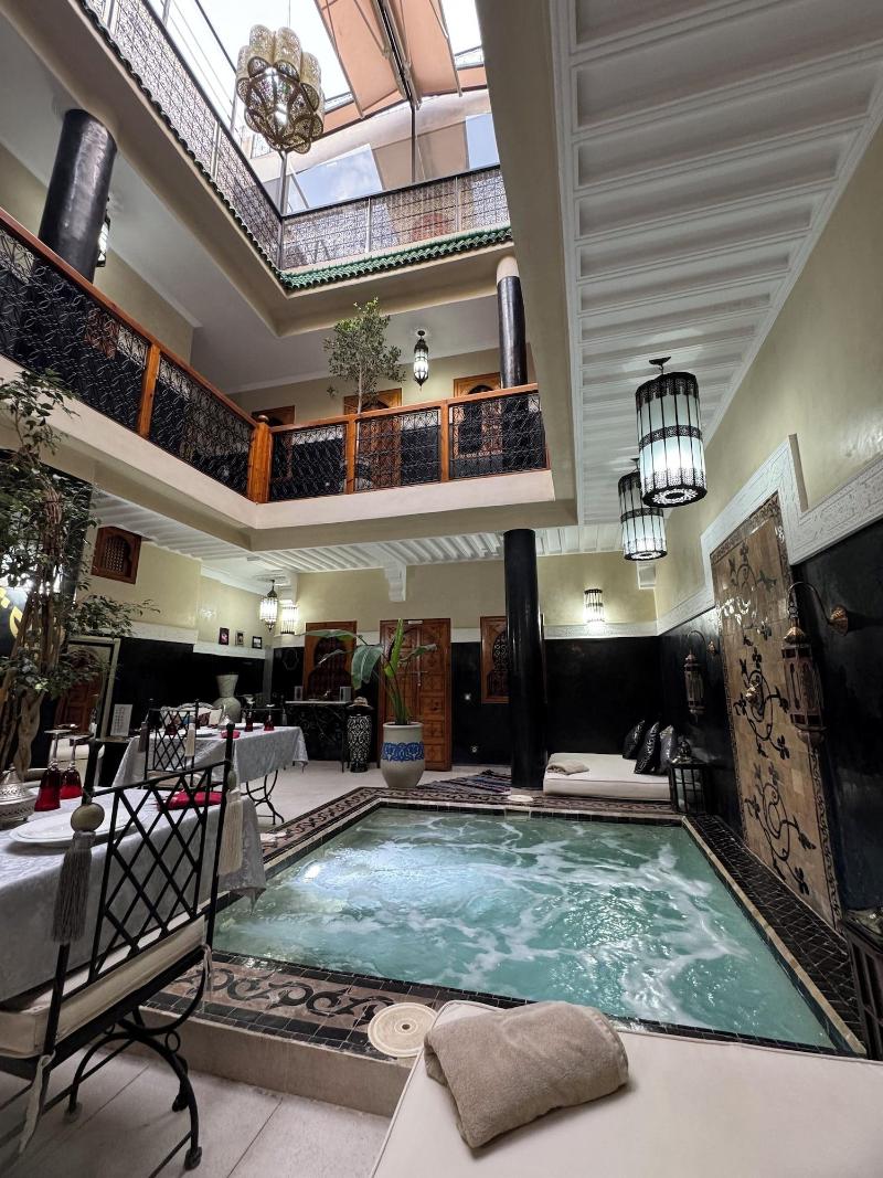 Riad Rodaina - Aktivite