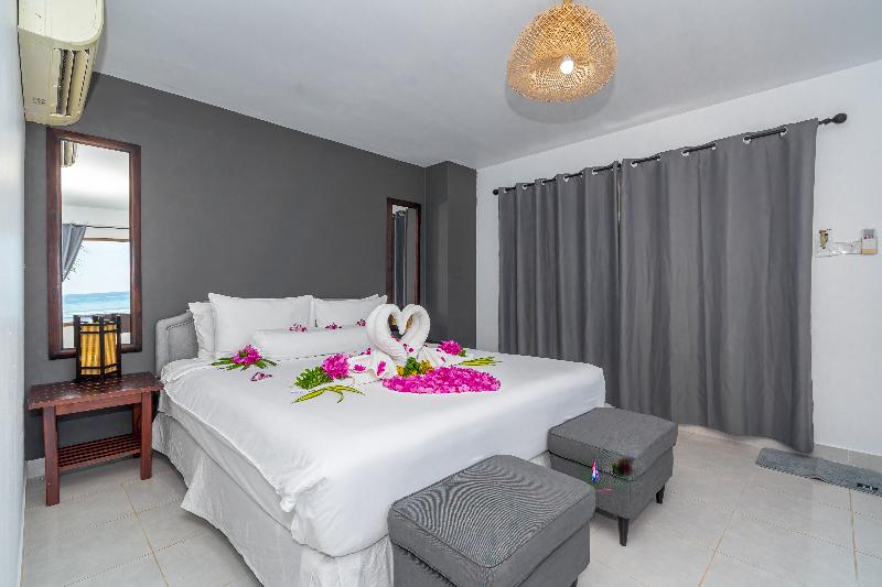 Lanta Beachfront Resort - Oda