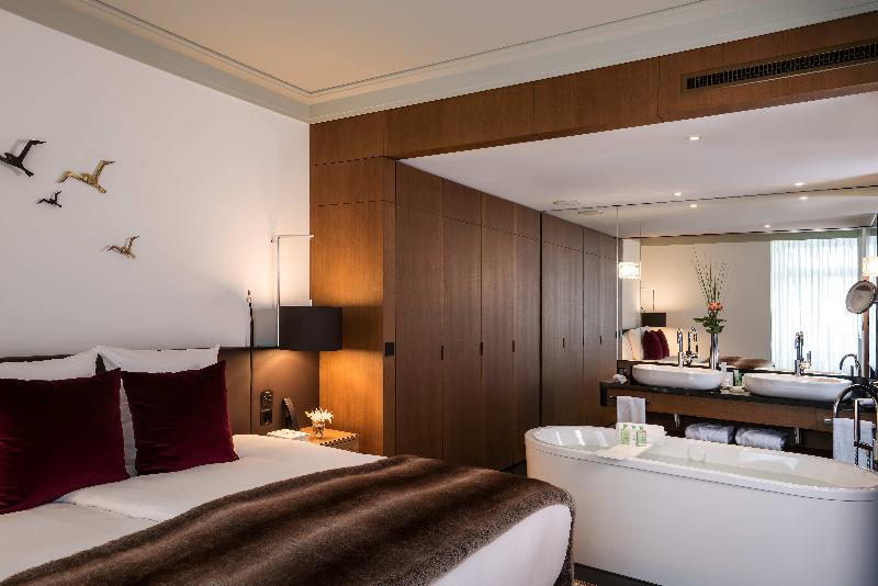 Burgenstock Hotel & Alpine Spa - Oda