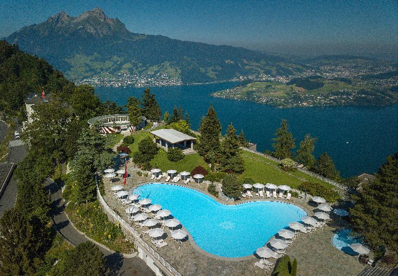 Burgenstock Hotel & Alpine Spa - Havuz