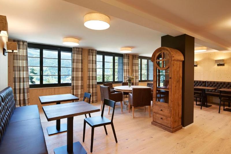 Eiger View Alpine Lodge - Bar
