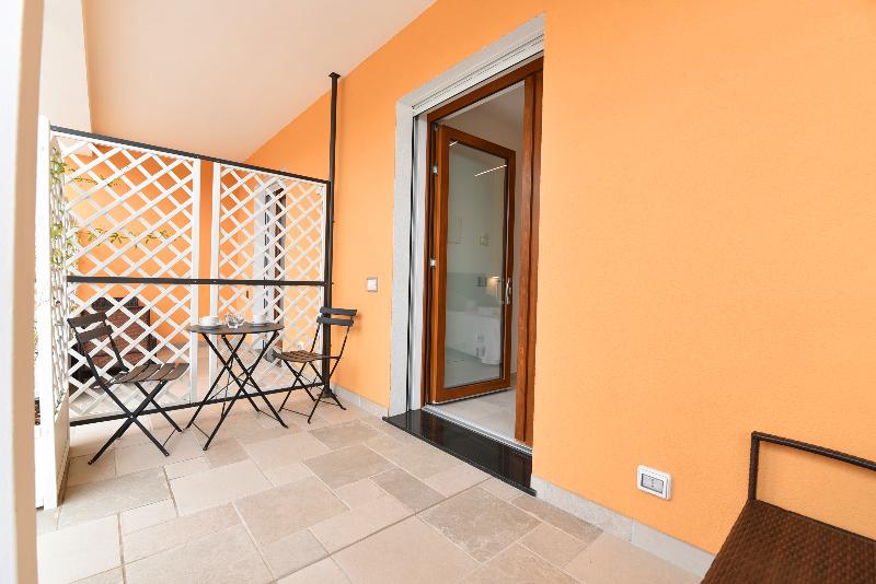 Casa Emma - Oda