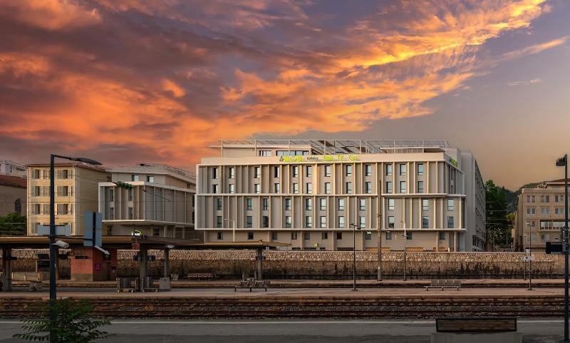 Apparthôtel Privilodges Toulon Centre Gare - Genel